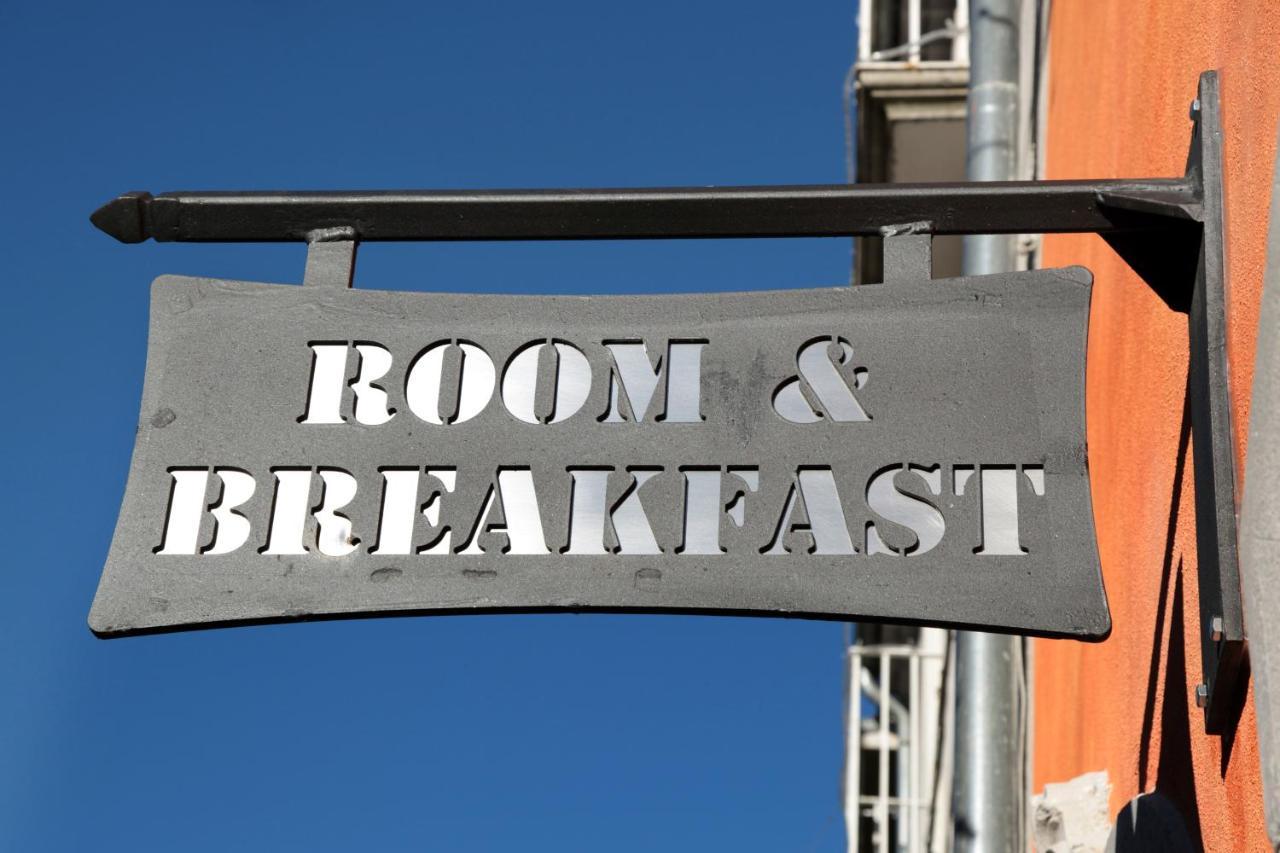 Room And Breakfast Luciana Sant'Elia A Pianisi Extérieur photo